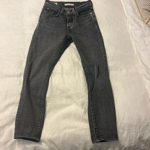 Levi’s Wedgie 24 Jeans in Grey, 26” Inseam